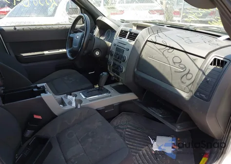 2010 Ford Escape Xlt z USA, uszkodzony, nr VIN 1FMCU9D7XAKA12672